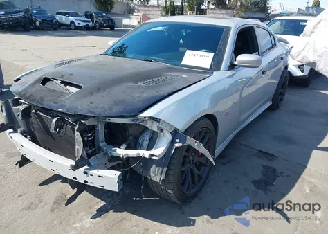 2019 Dodge Charger Scat Pack Rwd z USA, uszkodzony, nr VIN 2C3CDXGJ4KH742574